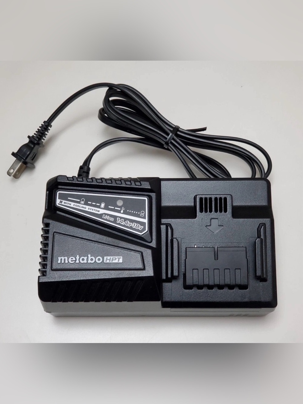 Metabo HPT Hitachi UC18YFSL 14.4-18v Battery Charger With Cooling System